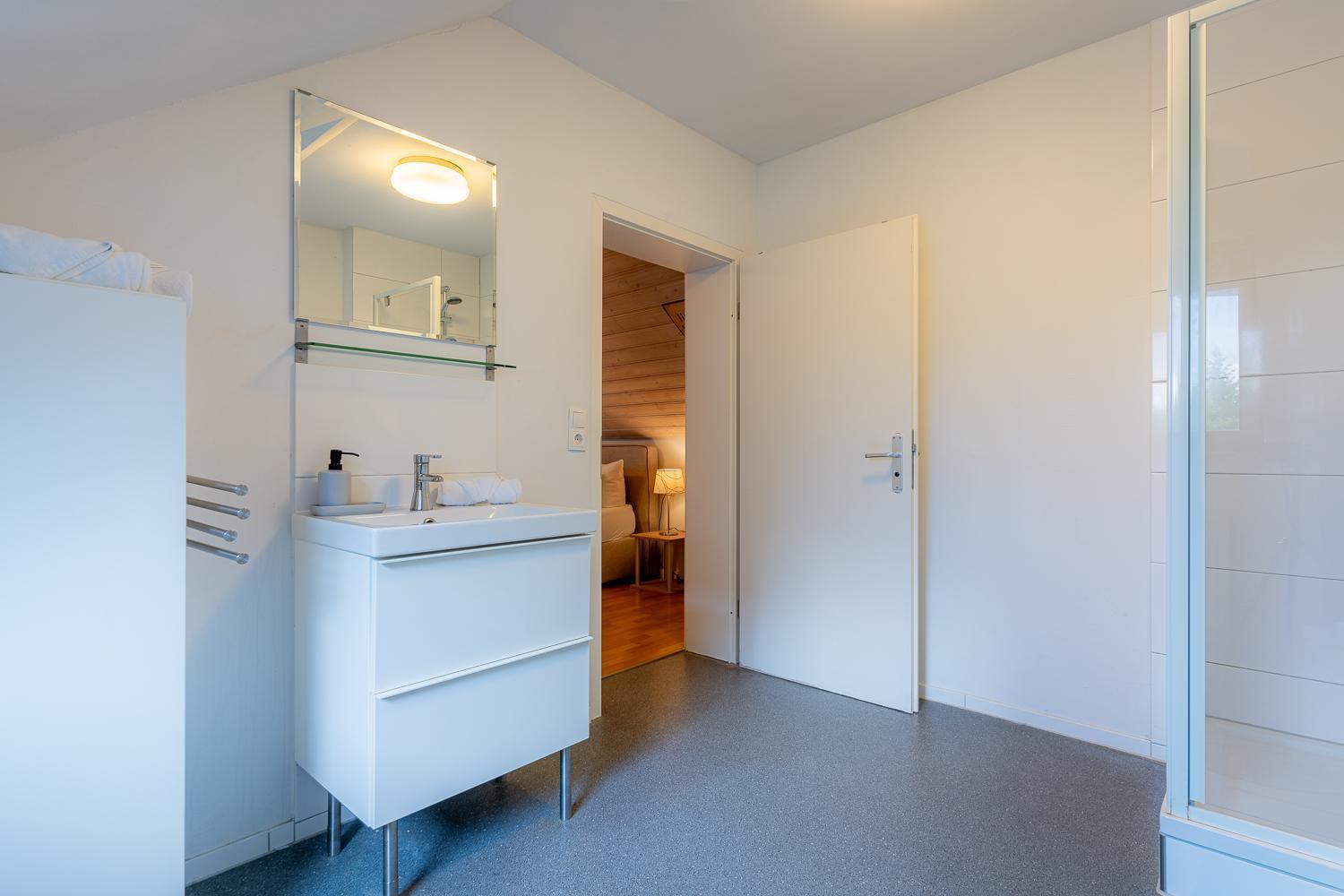 Epa Apartment - Switzerland Style รูสท์ ภายนอก รูปภาพ