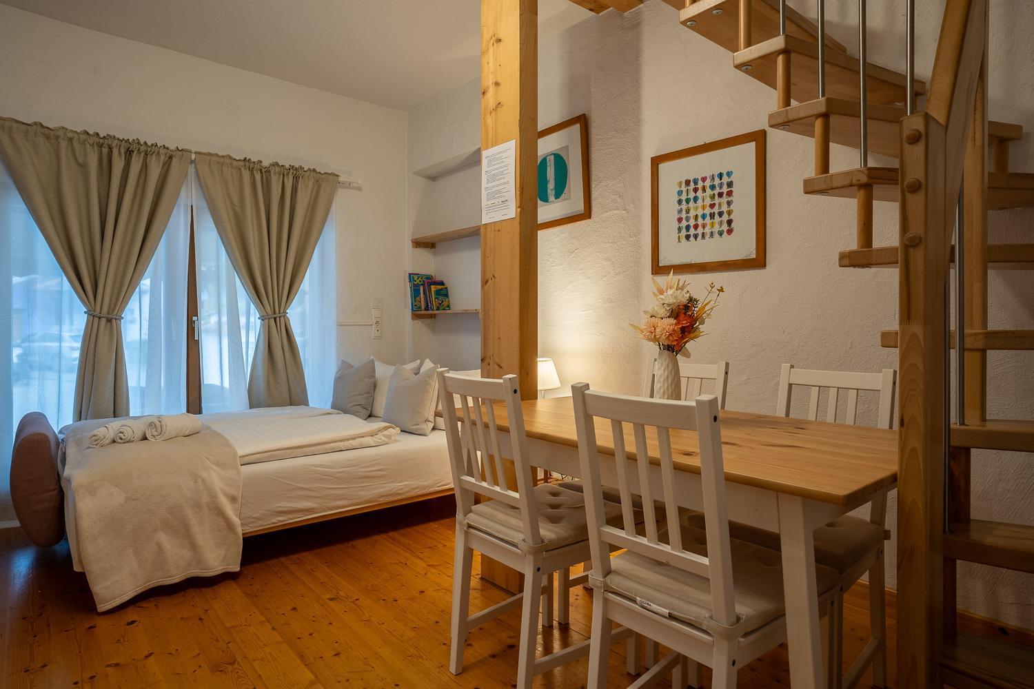 Epa Apartment - Switzerland Style รูสท์ ภายนอก รูปภาพ