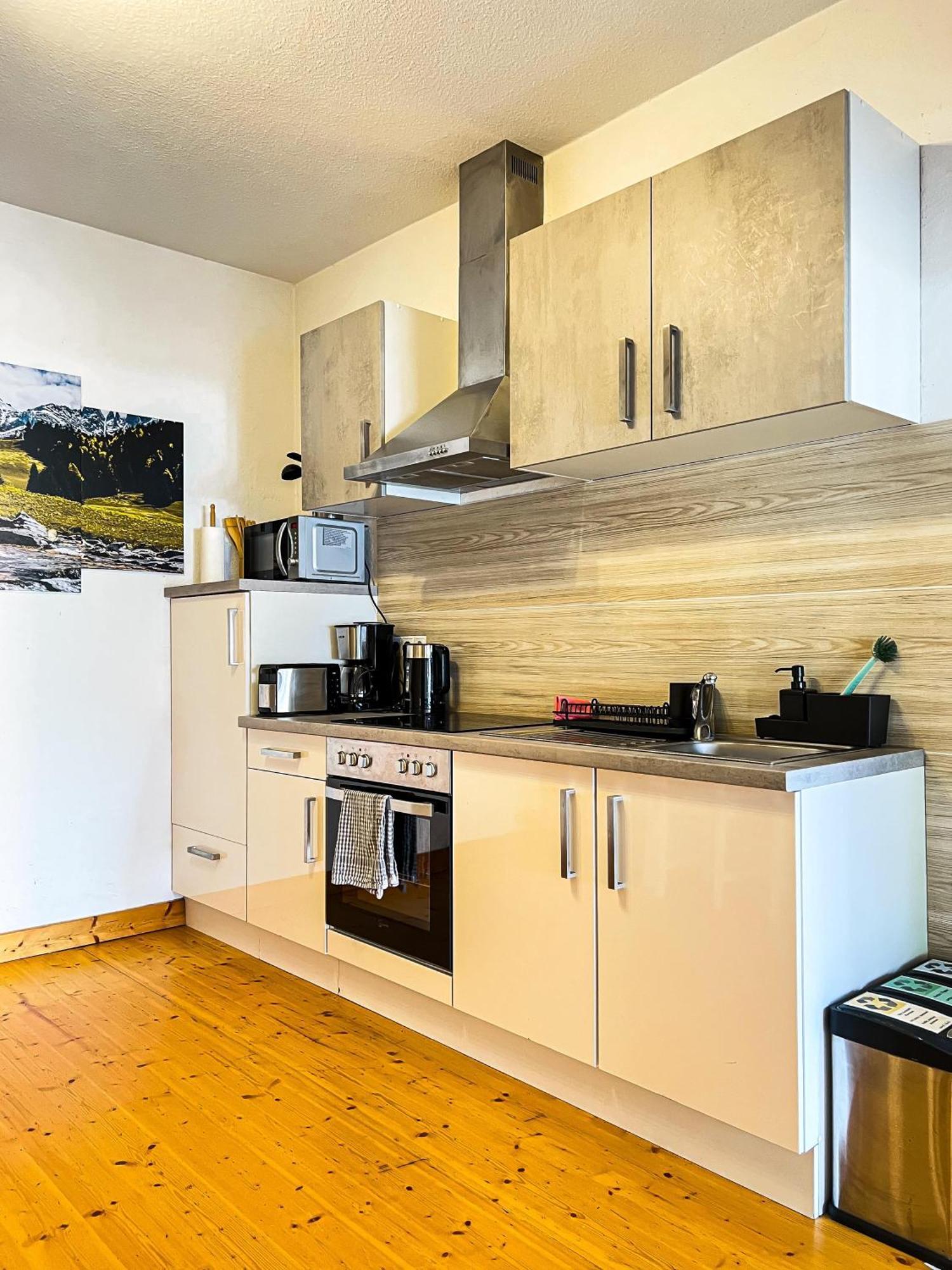 Epa Apartment - Switzerland Style รูสท์ ภายนอก รูปภาพ